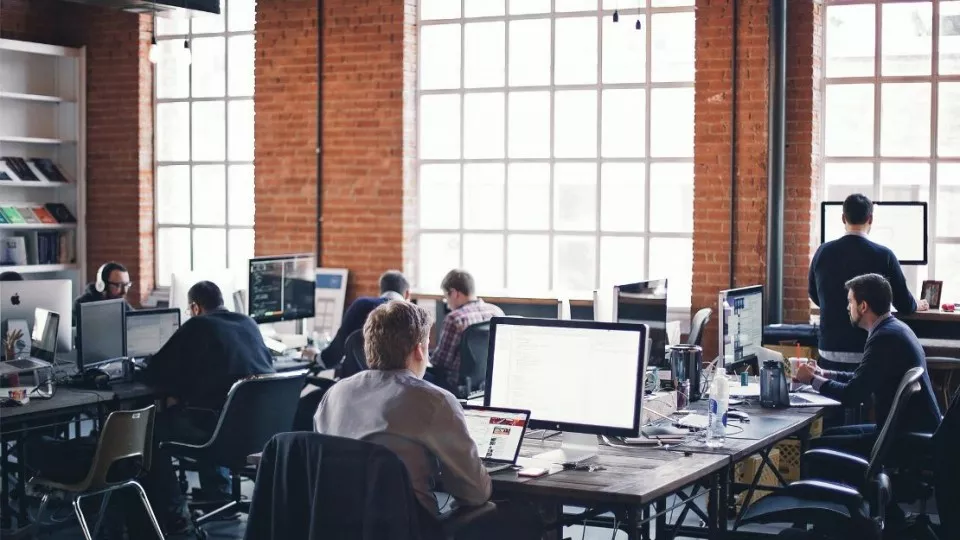 Как выбрать веб-студию в Северо-Курильске по кейсам